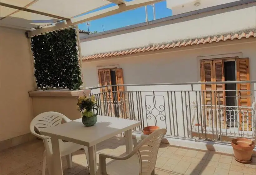 Suite with Terrace, Portantica