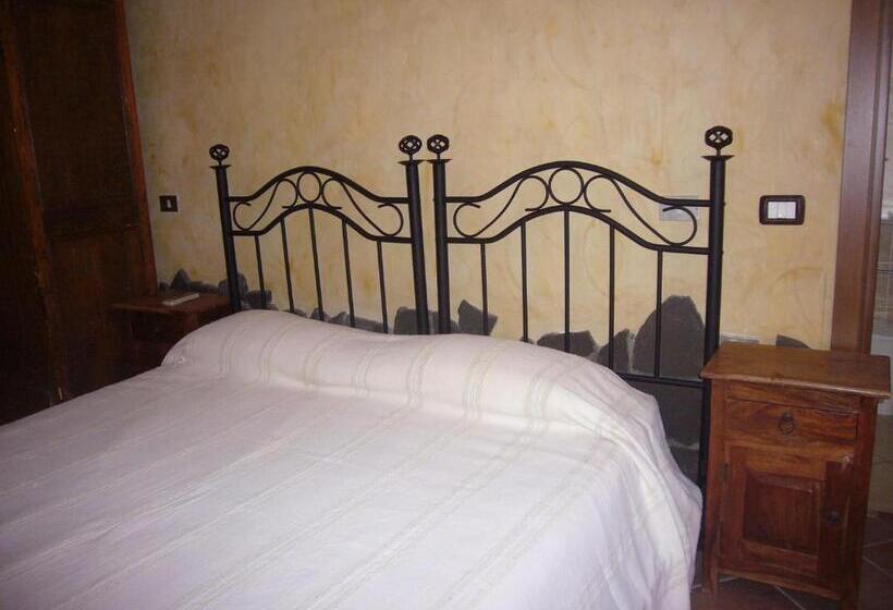 חדר סטנדרט, Su Barroccu