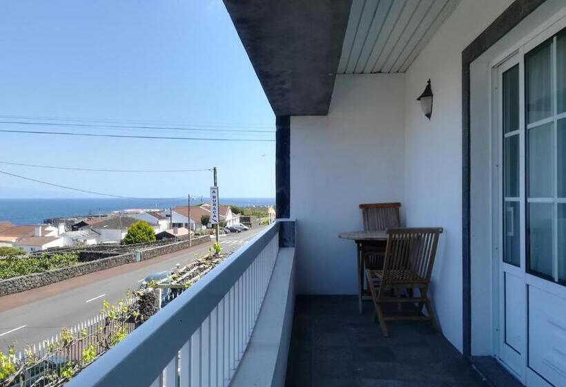 Triple Room Sea View, Alojamentos A Buraca