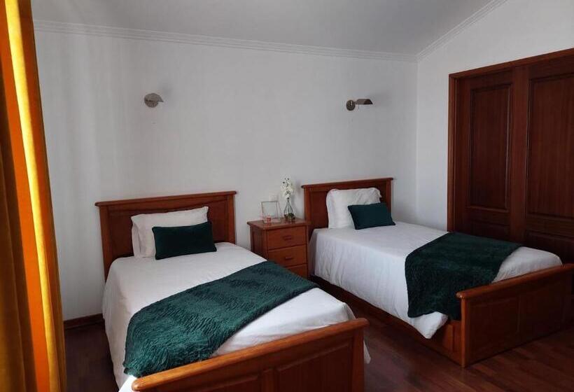 חדר סטנדרט חדר אמבטיה משותף, Alojamentos A Buraca