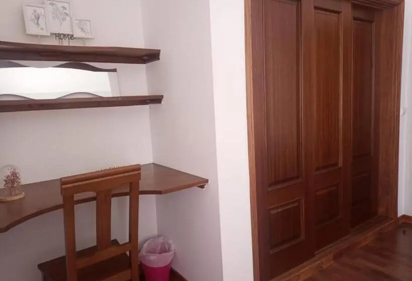 Standard-huone Jaettu Kylpyhuone, Alojamentos A Buraca