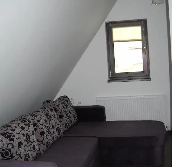 Suite, Casa Altfel