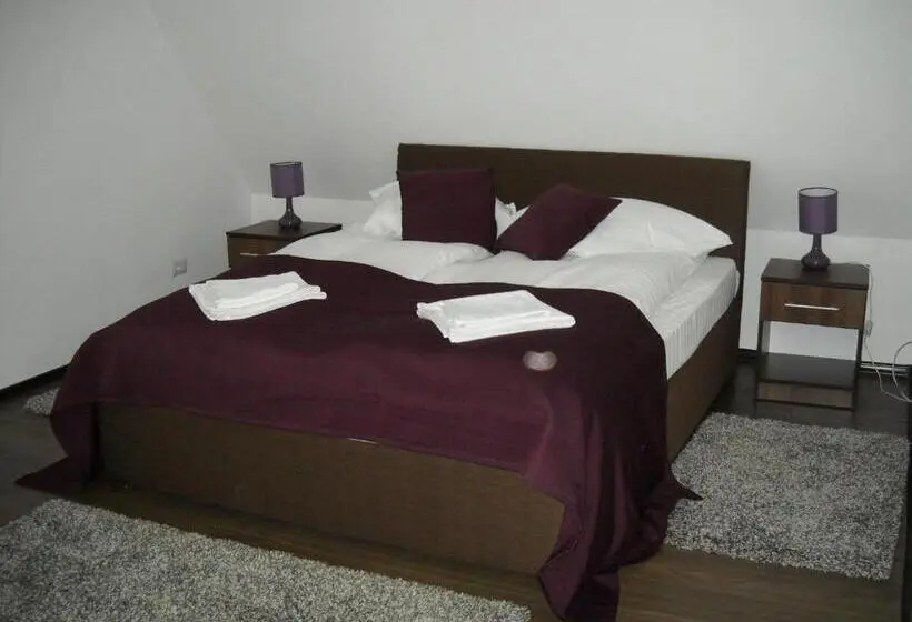 Suite, Casa Altfel