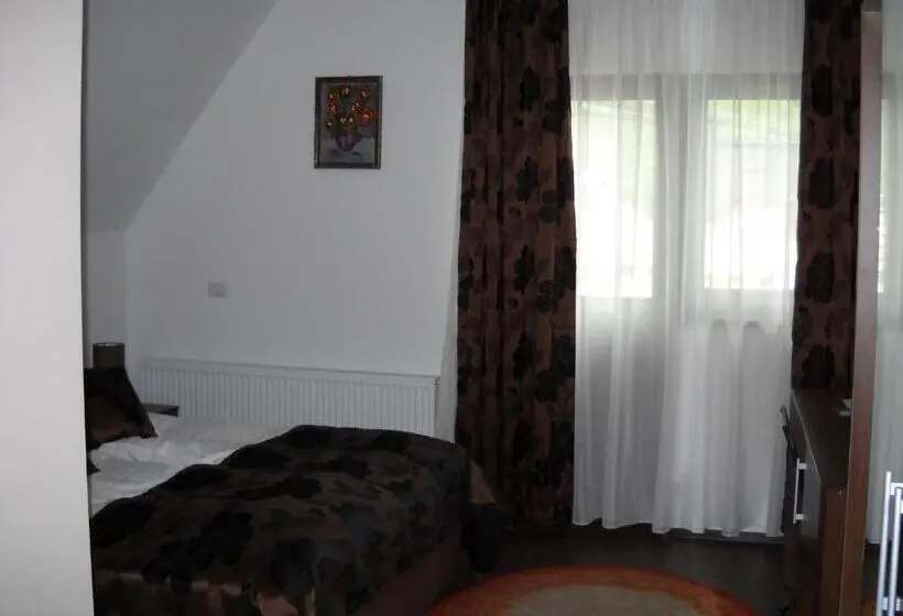 Pokój Standard z Balkonem, Casa Altfel