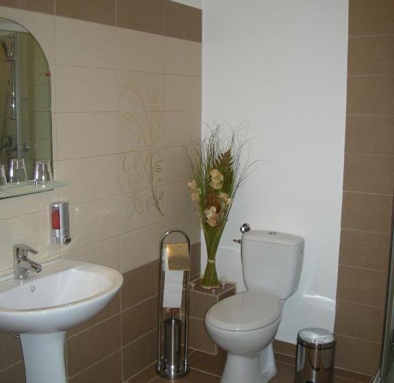 デラックストリプルルーム, Casa Altfel