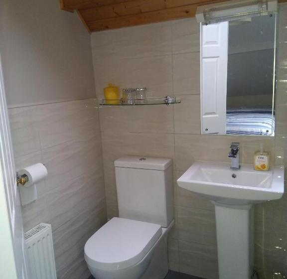 Семейный Номер, Twin Oaks Bed & Breakfast