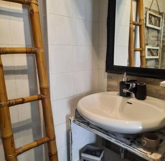 低层单卧公寓, B&b Letizia