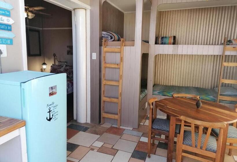 Номер Стандарт Трехместный, Anker Guesthouse