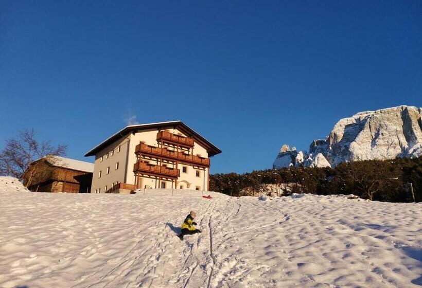 ２ベッドルームアパートメント, Gfliererhof