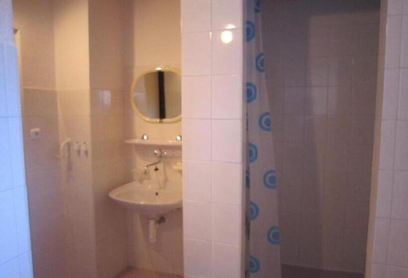 Camera Standard Bagno Esterno, Dueto