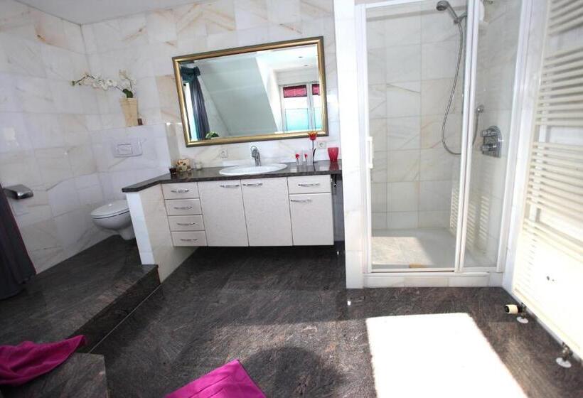 Номер Стандарт с Балконом, Gästehaus Becker