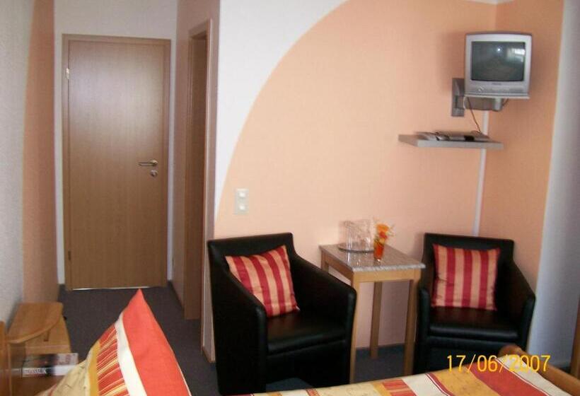 标准间, Haus Anka