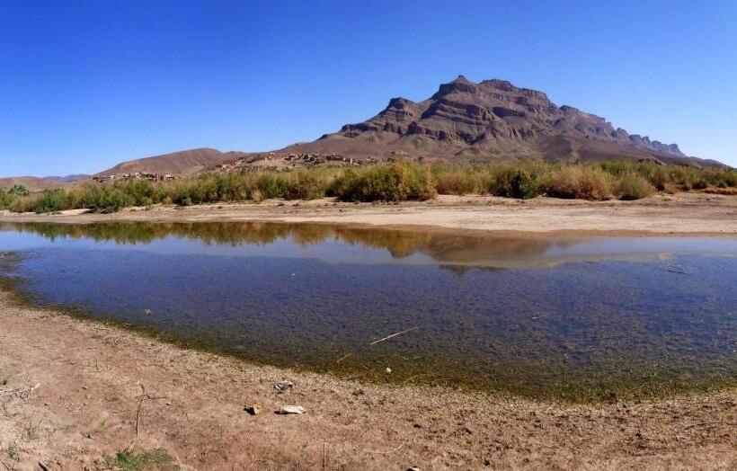 اتاق استاندارد, Le Chant Des Palmiers
