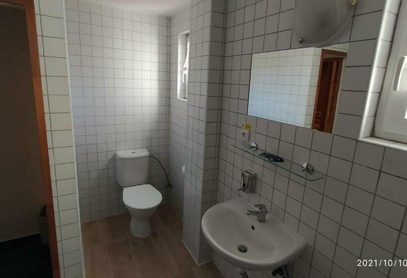 Семейный Номер, Penzion U Rybníka