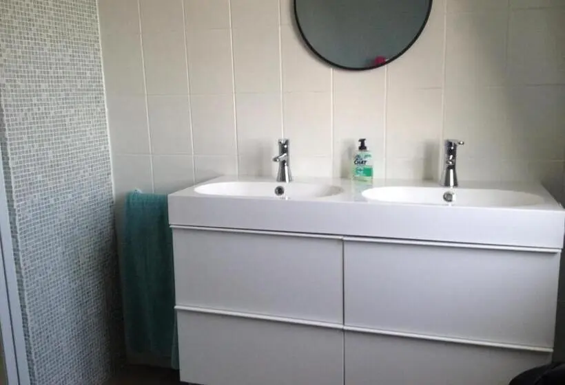 スタンダードルーム, Chambres D Hôtes La Parenthèse