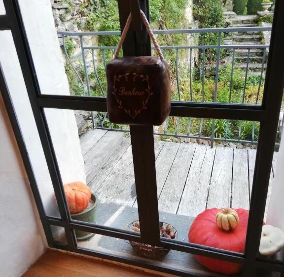 1间卧室的房子, Manoir Des Pélies