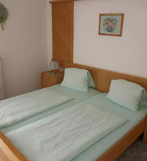 Habitació Estàndard, Pension Maier
