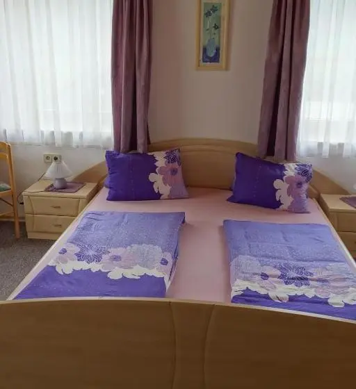 Family Room, Pension Maier