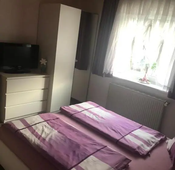Apartament 2 Dormitoris, Pension Maier