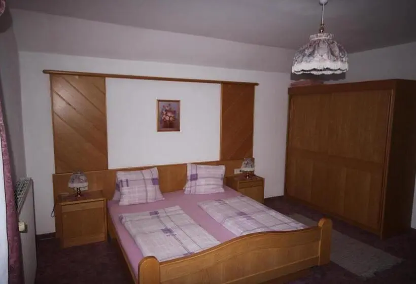 Habitació Triple Estàndard amb Balcó, Pension Maier