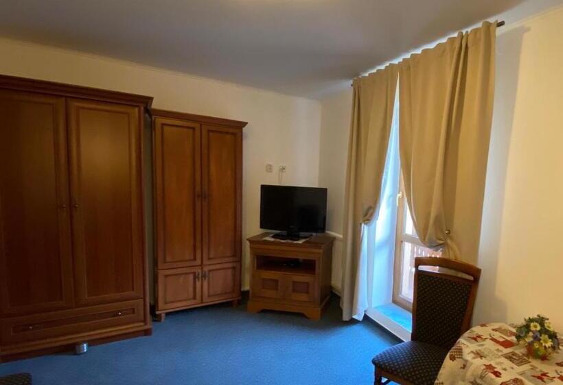 套房, Penzión Vila Petra Bed&breakfast