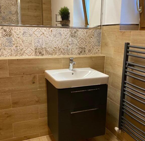 Трехместный Номер Комфорт, Penzión Vila Petra Bed&breakfast