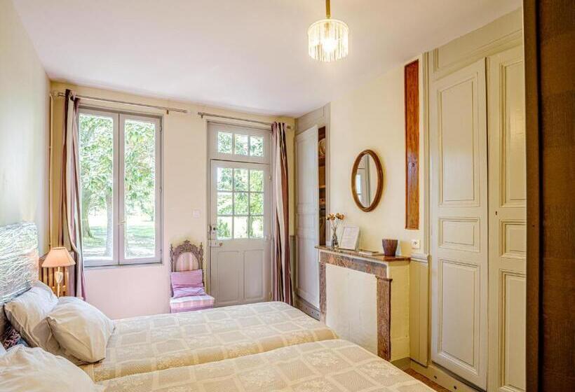Номер Стандарт, Clos Du Bois Brard B&b
