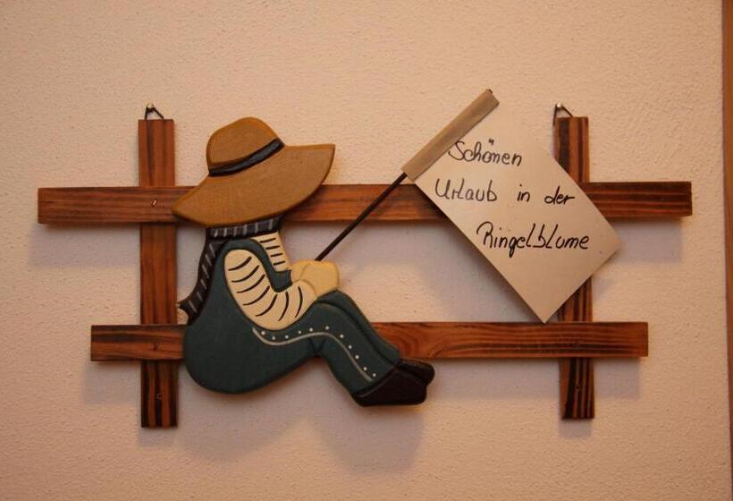 ペントハウス２ベッドルームアパート, Neu Schötzerhof