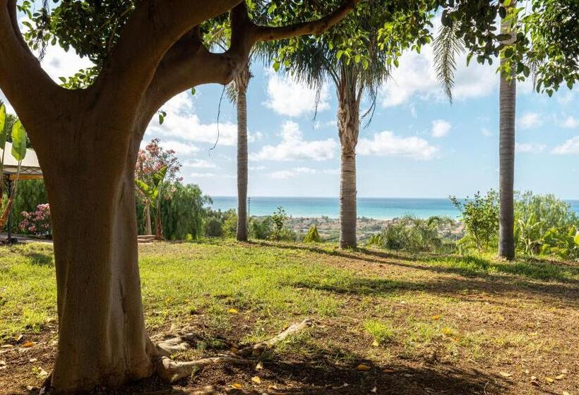 غرفة عائلية مطلّة علي البحر, Solemar Sicilia   Le Casette Di Calzata