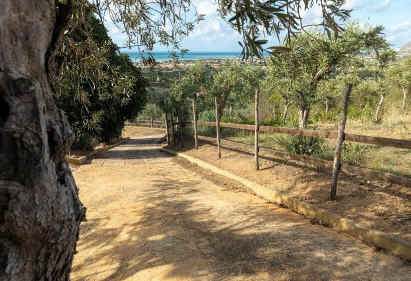 غرفة عائلية مطلّة علي البحر, Solemar Sicilia   Le Casette Di Calzata