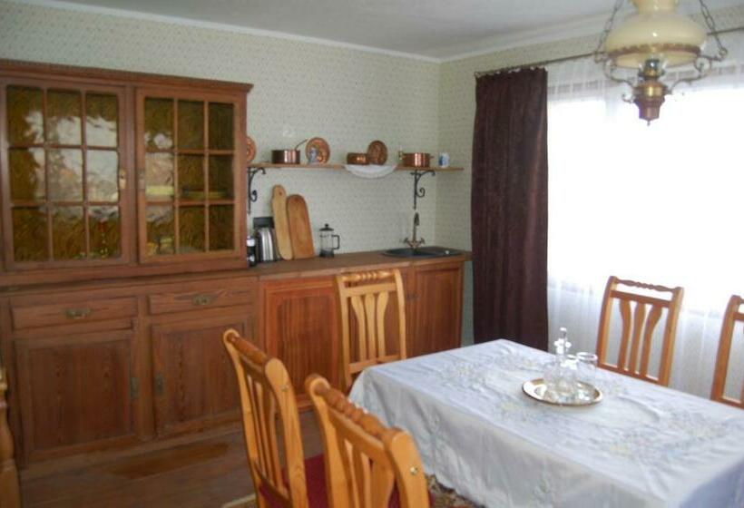 StandaardKamer, Kraavi Guest Hostel