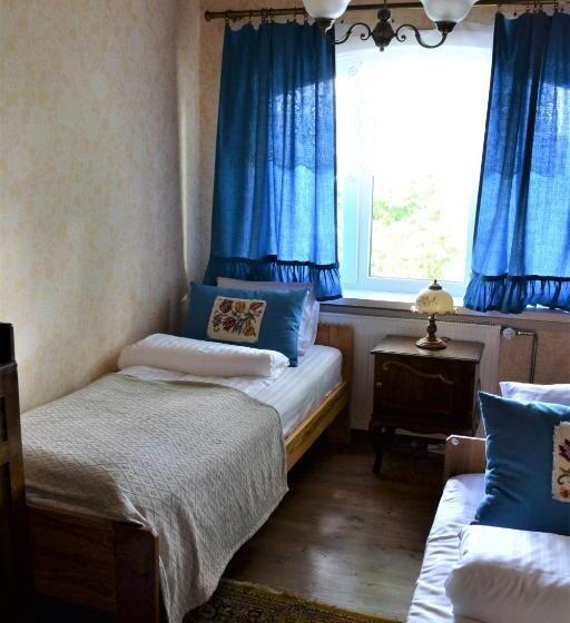 Standaard Driepersoonskamer, Kraavi Guest Hostel