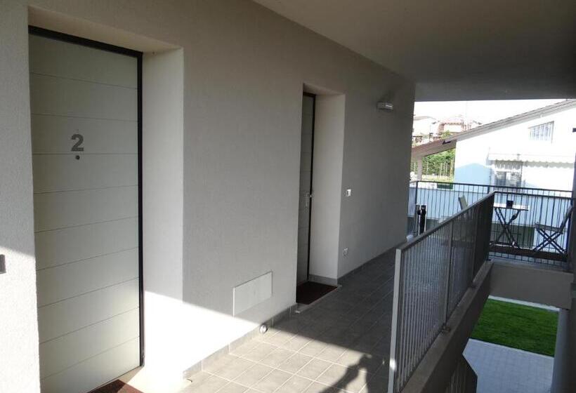 정원 전망 4인용 스탠다드 룸, Nuovo Laghetto Del Frassino