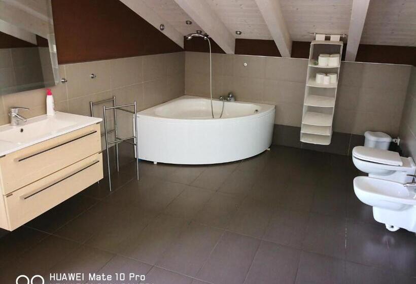 1 Bedroom Apartment Lake View, Nuovo Laghetto Del Frassino