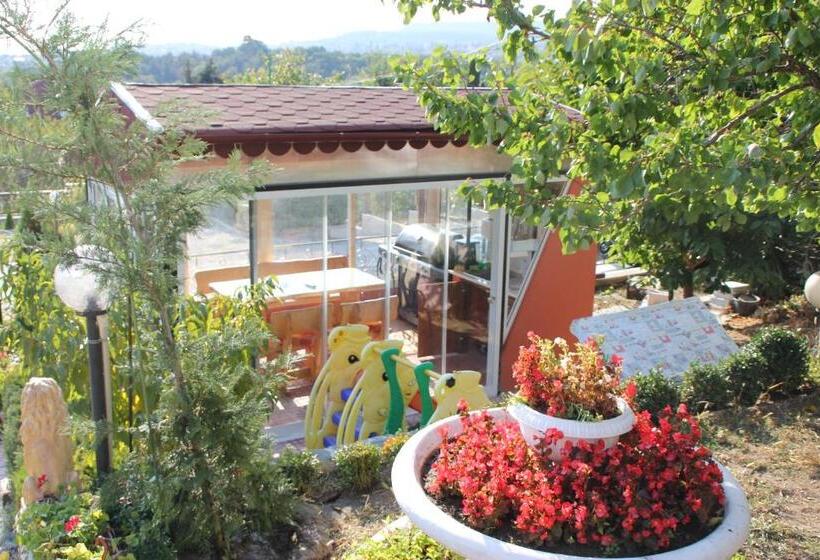 اتاق استاندارد, Villa Summer House