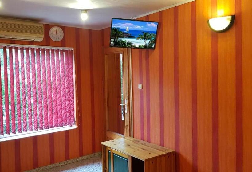 اتاق استاندارد, Villa Summer House