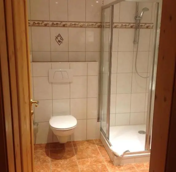 スタンダード5人部屋, Pension Sonnenheim