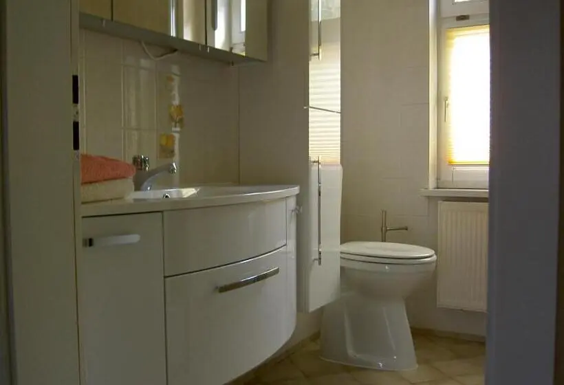 1 Bedroom Apartment with Balcony, Pension Waldesblick