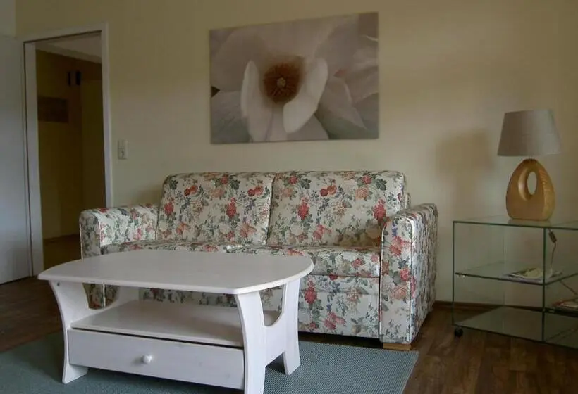 1 Bedroom Apartment with Balcony, Pension Waldesblick