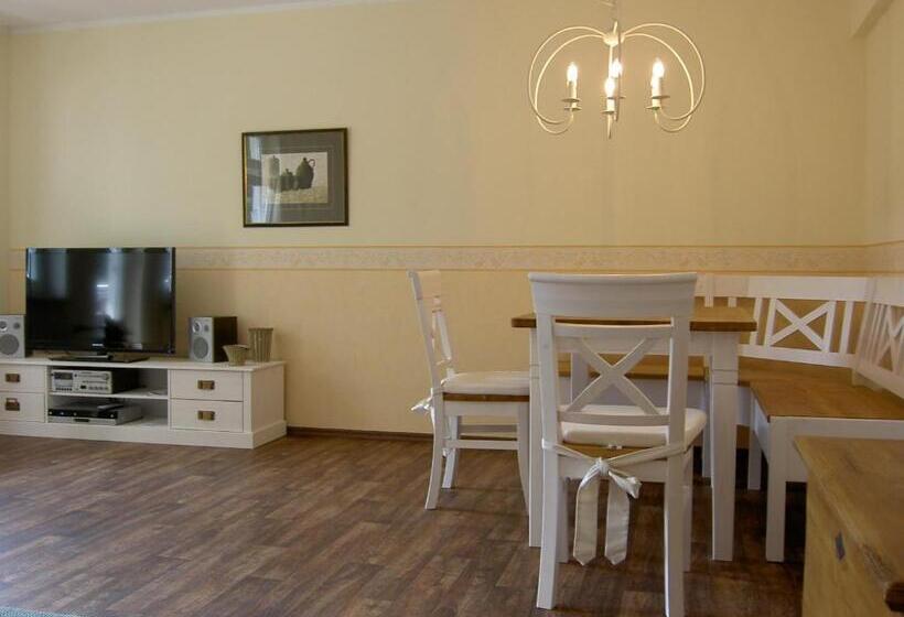 バルコニー付き１ベッドルームアパートメント, Pension Waldesblick