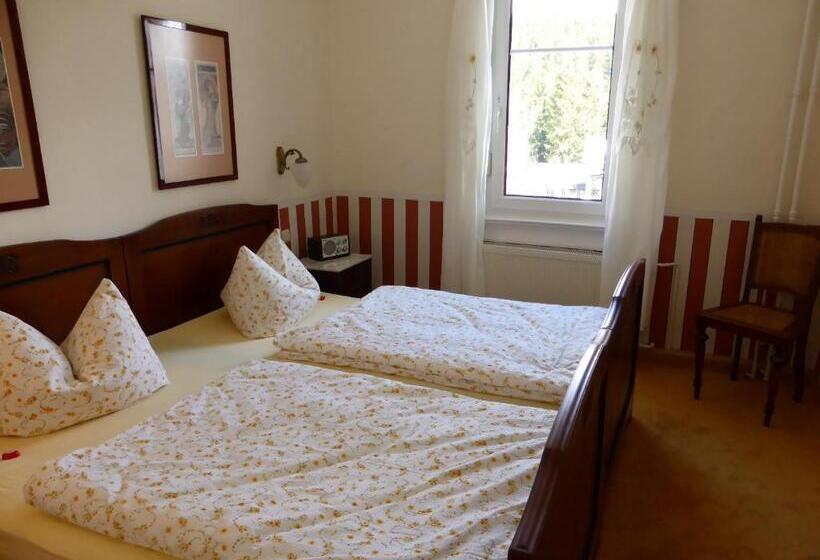 スイート, Pension Waldesblick