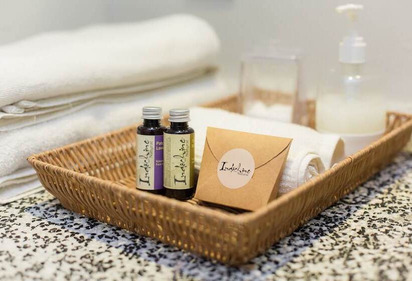 Номер Стандарт, La Pari Pari