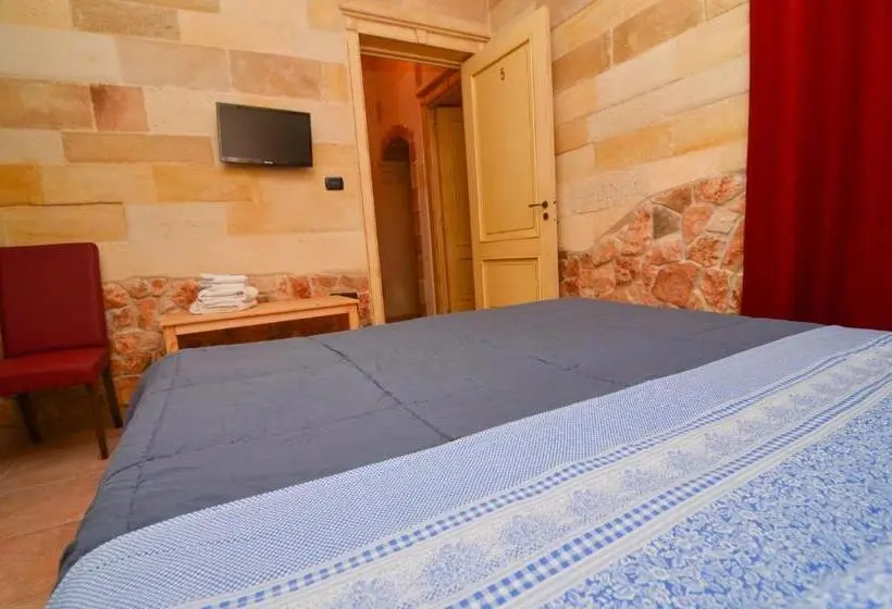 トリプルクラシックルーム, Bed And Breakfast Europa