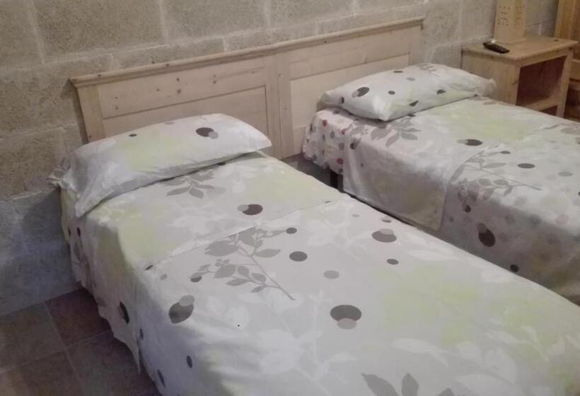 Standard room with outdoor bath, Bed And Breakfast Europa