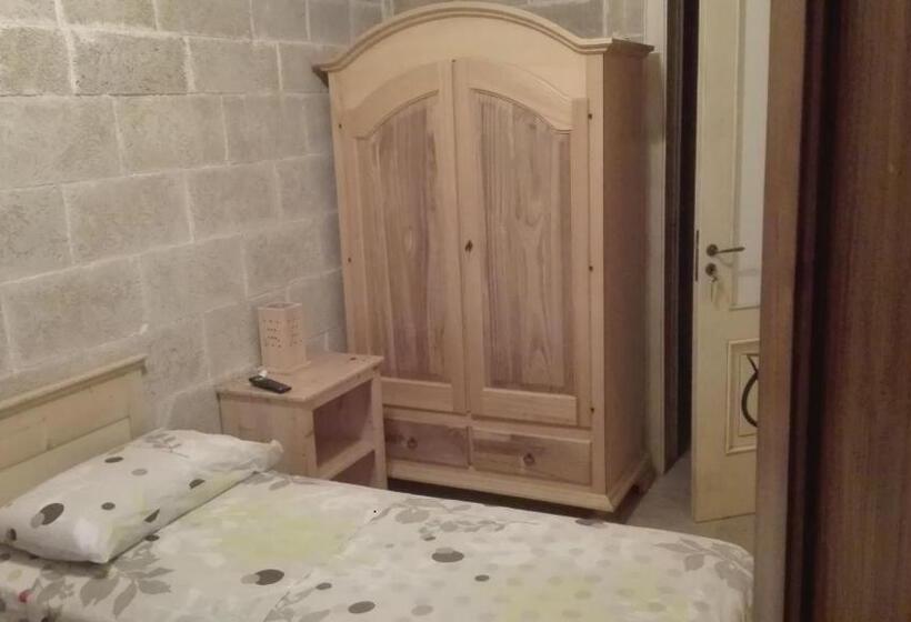 Standard room with outdoor bath, Bed And Breakfast Europa