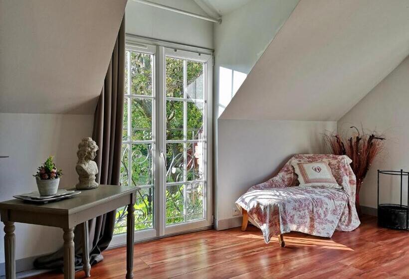 Люкс Вид на Сад, Le Domaine Des Prés Du Hom