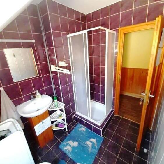 سوییت خانوادگی, Czakó Vendégház és Nyaralóudvar