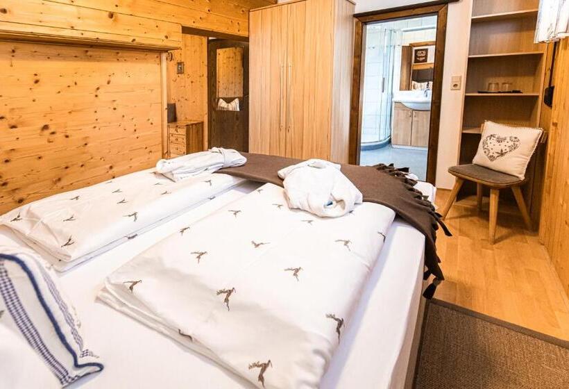 חדר משפחתי, Gästehaus Fellner