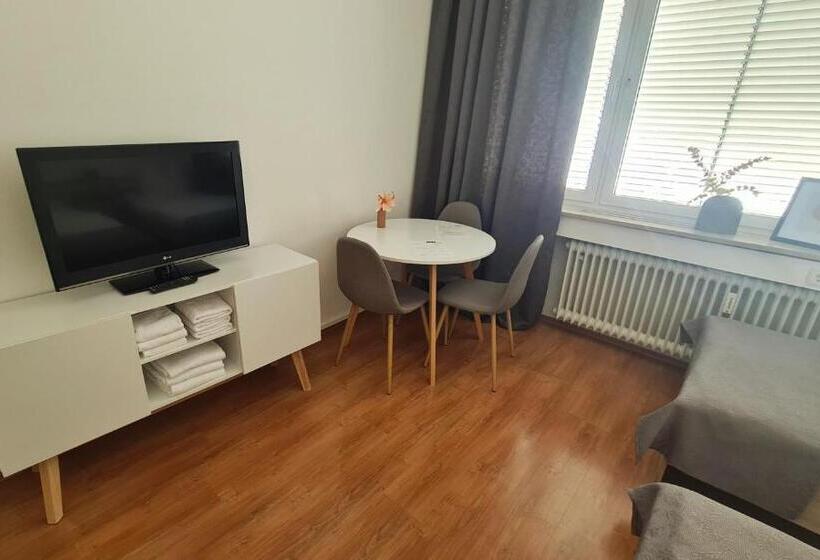 غرفة قياسية ثلاثية حمام مشترك, Horn Gästehaus