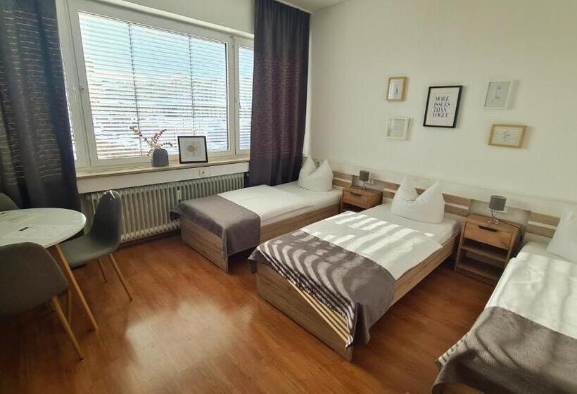 غرفة قياسية ثلاثية حمام مشترك, Horn Gästehaus